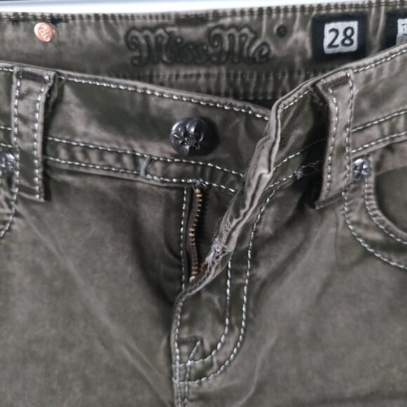 MISS ME TP5724S1 Skinny Designed in USA 🇺🇸 Olive Green Jeans Acid Wash Size 28 - Picture 9 of 12
